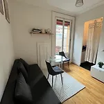 Private Eaux-vives, 2 Min From The Geneva